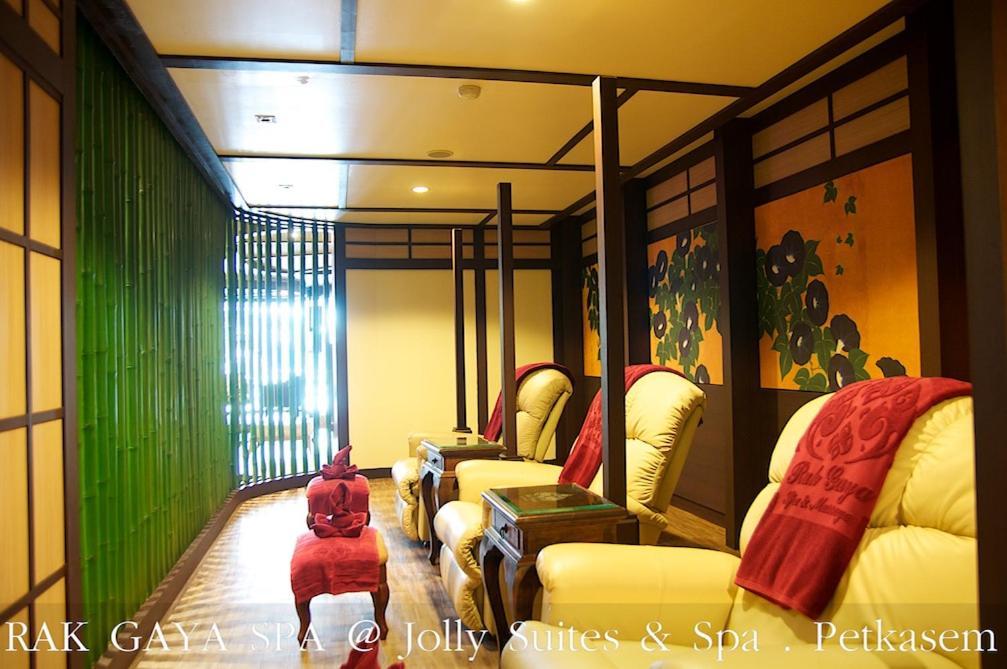 Jolly Suites&Spa Petkasem Haōhng Khēm Dış mekan fotoğraf