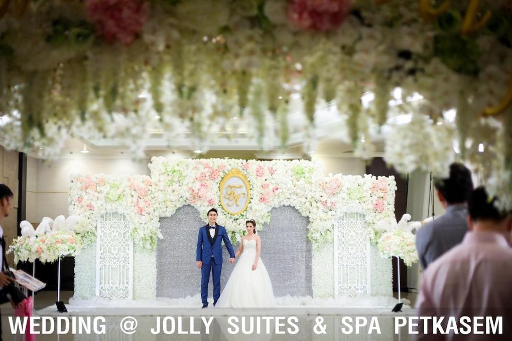 Jolly Suites&Spa Petkasem Haōhng Khēm Dış mekan fotoğraf