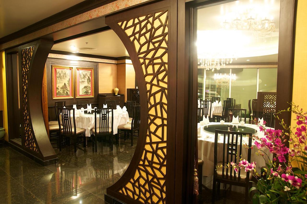 Jolly Suites&Spa Petkasem Haōhng Khēm Dış mekan fotoğraf
