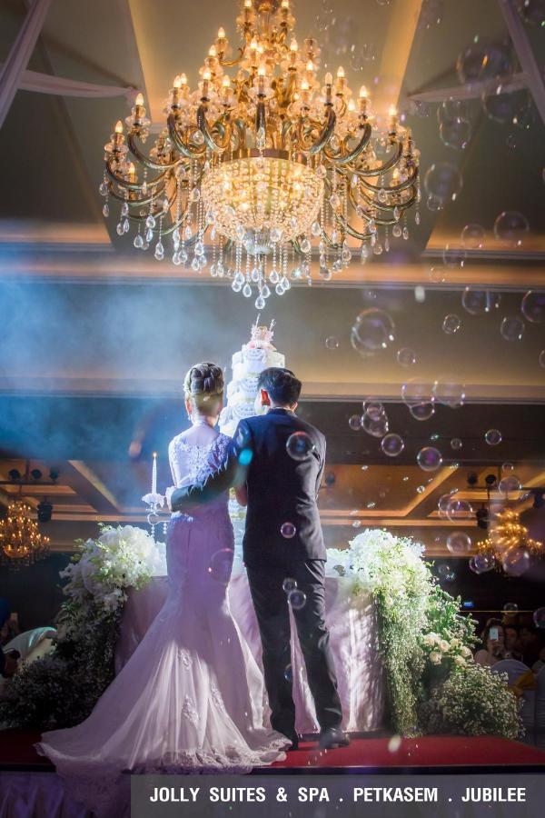 Jolly Suites&Spa Petkasem Haōhng Khēm Dış mekan fotoğraf