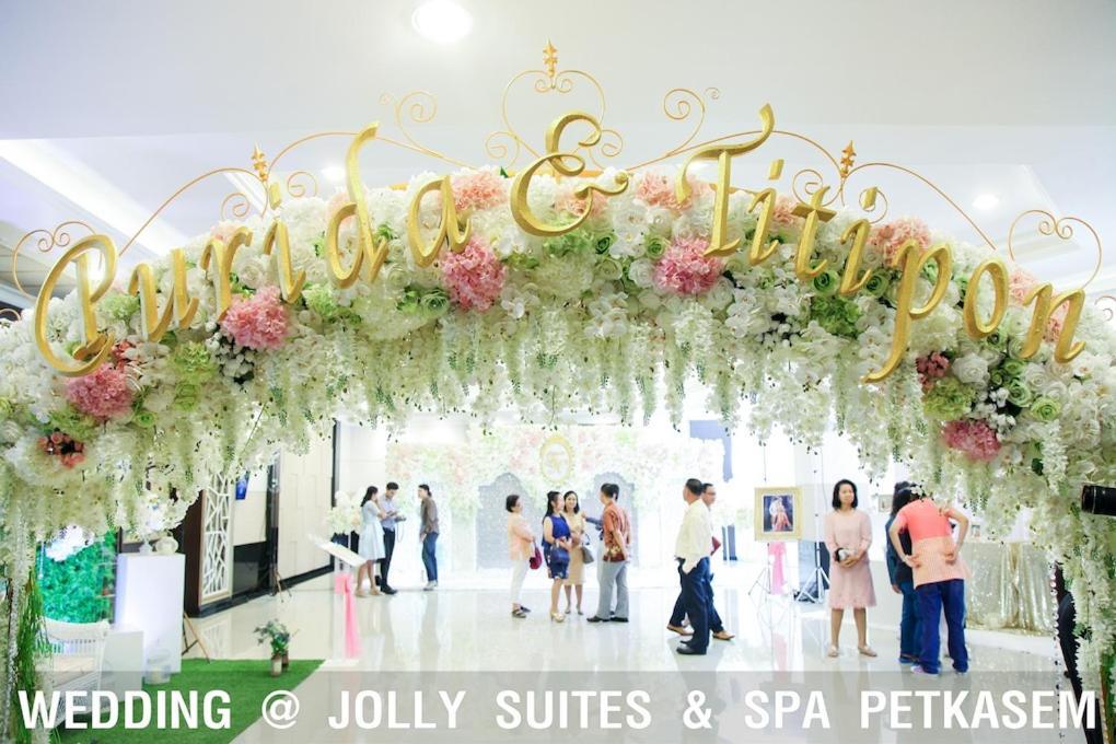 Jolly Suites&Spa Petkasem Haōhng Khēm Dış mekan fotoğraf
