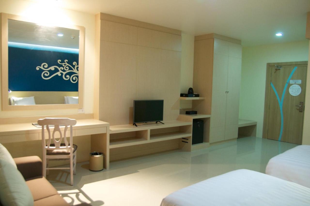 Jolly Suites&Spa Petkasem Haōhng Khēm Dış mekan fotoğraf