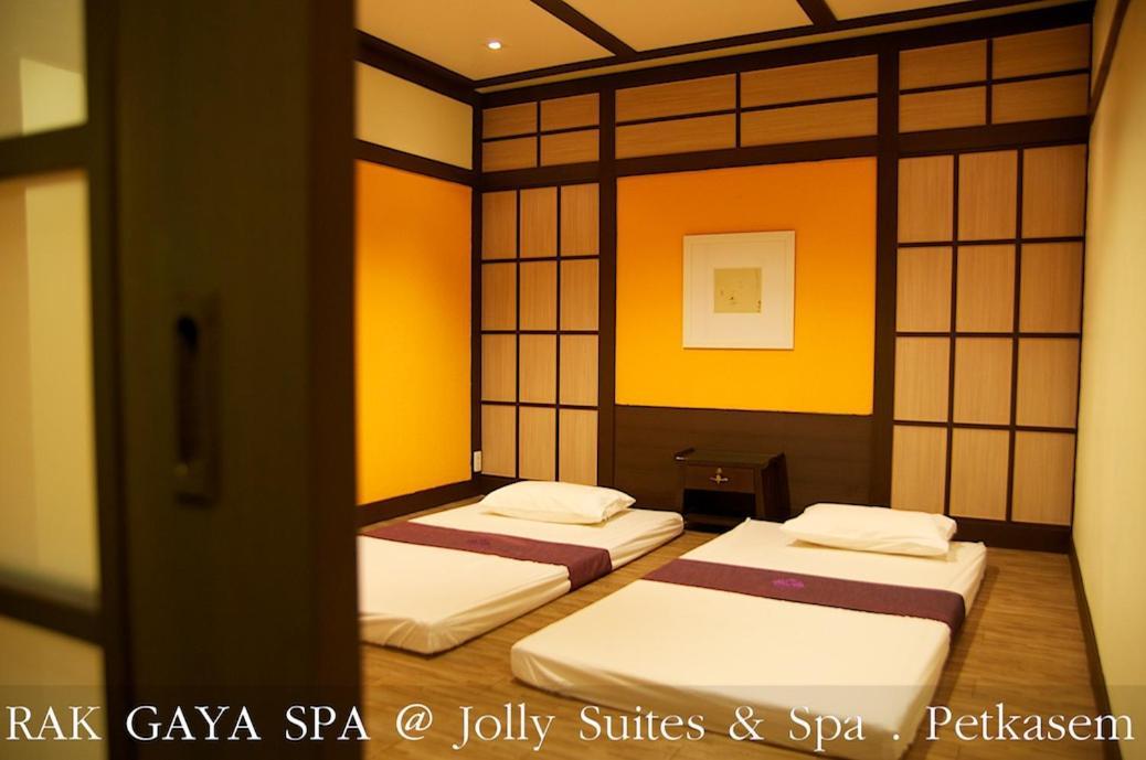 Jolly Suites&Spa Petkasem Haōhng Khēm Dış mekan fotoğraf